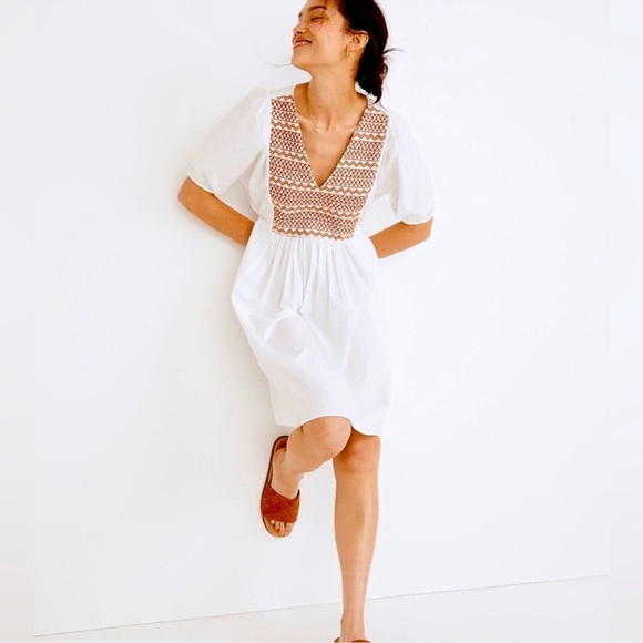 Madewell Embroidered Poplin V-Neck Mini Dress With Pockets Size M - Picture 1 of 10